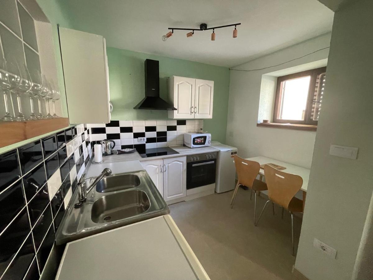 Apartment Old Square House - Hisa Na Starem Trgu Tolmin