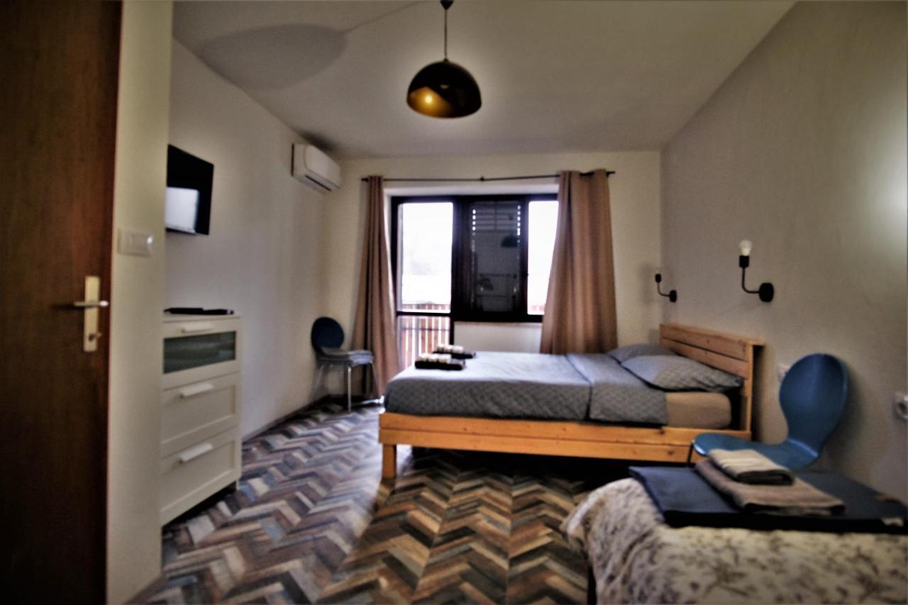 Old Square House - Hisa Na Starem Trgu Apartment *