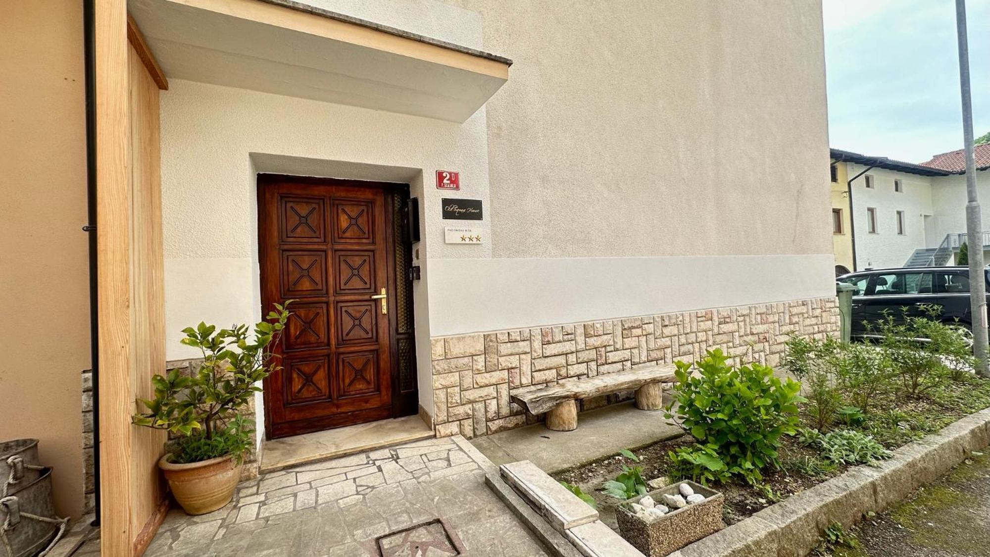 Apartment Old Square House - Hisa Na Starem Trgu